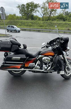 Мотоцикл Туризм Harley-Davidson FLHTCU Ultra Classic Electra Glide 2007 в 