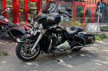 Мотоцикл Круизер Harley-Davidson FLHTCU Ultra Classic Electra Glide 2018 в 