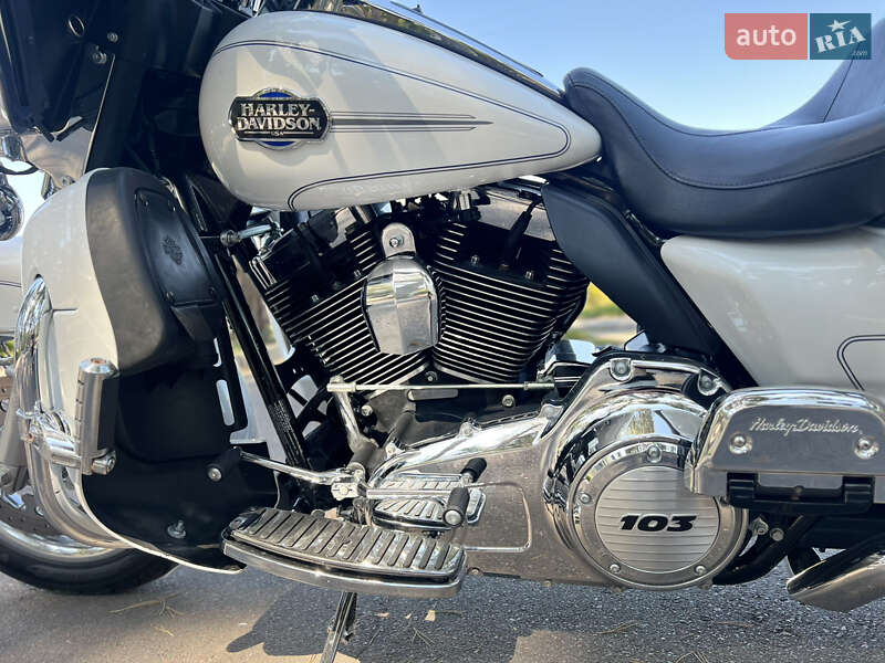 Мотоцикл Круизер Harley-Davidson FLHTCU Ultra Classic Electra Glide 2012 в Виннице