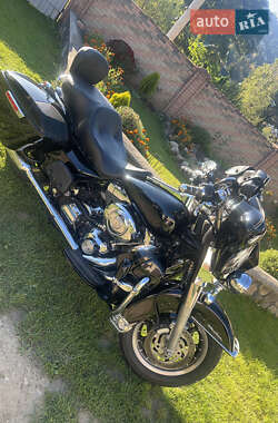 Мотоцикл Классік Harley-Davidson FLHTCUI 2006 в Вижниці