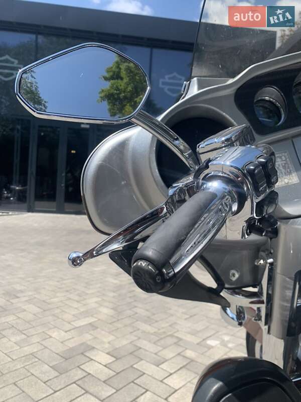 Мотоцикл Круизер Harley-Davidson FLHTK Electra Glide Ultra Limited 2014 в Одессе фото 9 Мотоцикл Круизер Harley-Davidson FLHTK Electra Glide Ultra Limited 2014 в Одессе