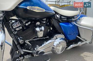 Мотоцикл Туризм Harley-Davidson FLHTK Electra Glide Ultra Limited 2019 в 