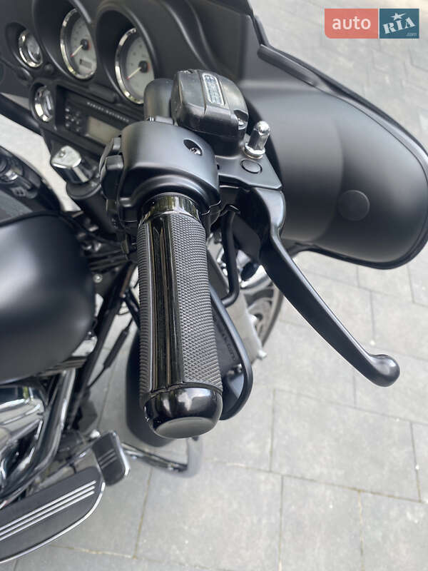 Мотоцикл Круизер Harley-Davidson FLHX Street Glide 2013 в Ивано-Франковске фото 10 Мотоцикл Круизер Harley-Davidson FLHX Street Glide 2013 в Ивано-Франковске