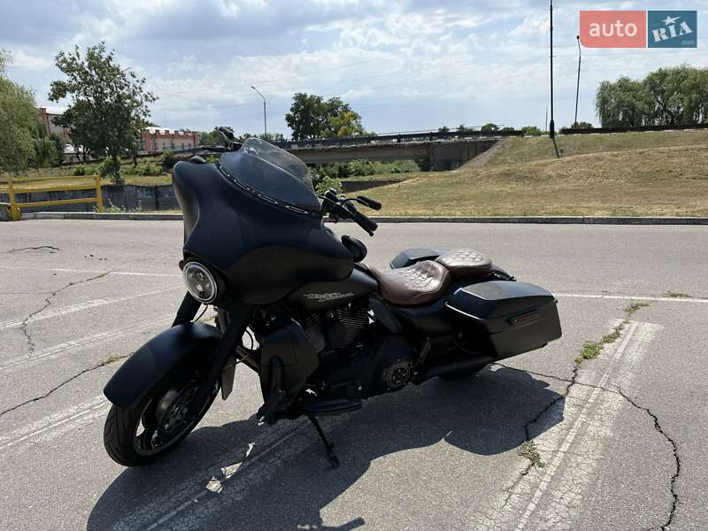 Мотоцикл Круізер Harley-Davidson FLHX Street Glide 2012 в Києві