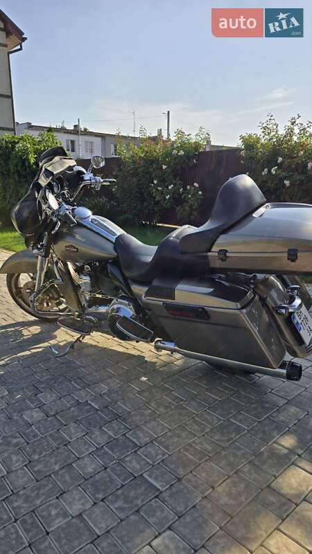 Мотоцикл Круизер Harley-Davidson FLHX 2011 в Одессе фото 4 Мотоцикл Круизер Harley-Davidson FLHX 2011 в Одессе