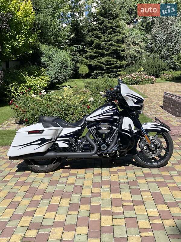 Мотоцикл Туризм Harley-Davidson FLHXSE 2016 в Харькове фото 3 Мотоцикл Туризм Harley-Davidson FLHXSE 2016 в Харькове