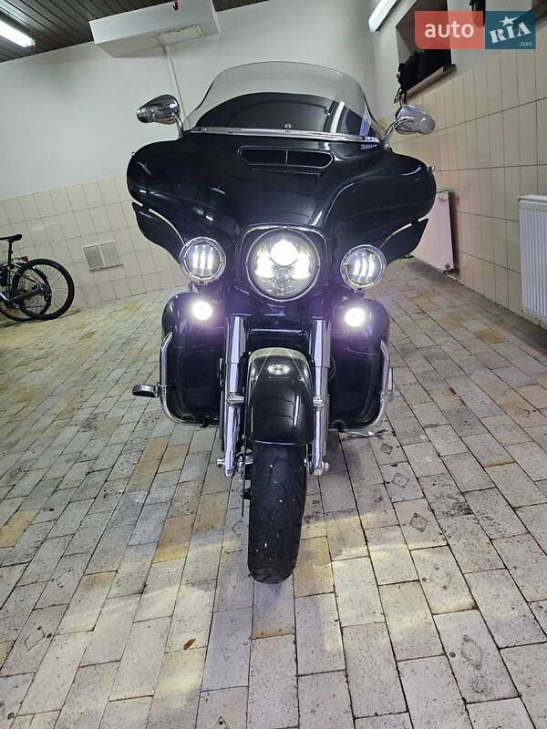 Мотоцикл Чоппер Harley-Davidson FLHXSE 2017 в Киеве фото 4 Мотоцикл Чоппер Harley-Davidson FLHXSE 2017 в Киеве