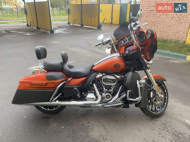 Мотоцикл Круизер Harley-Davidson FLHXSE 2018 в Киеве