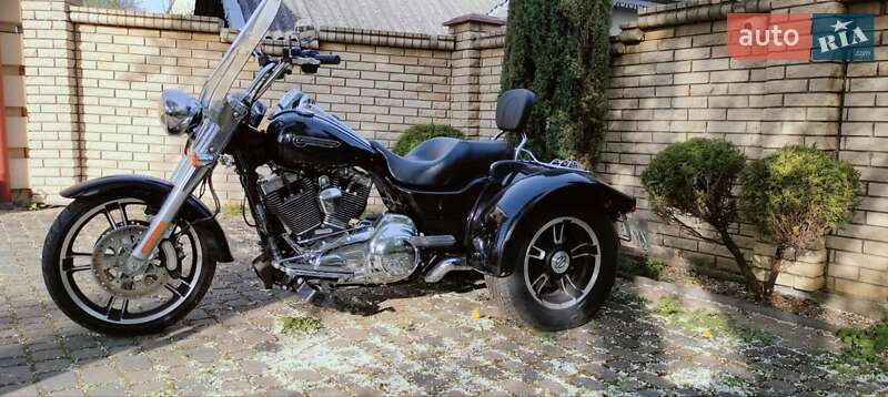 Трайк Harley-Davidson FLRT 2016 в Коломые