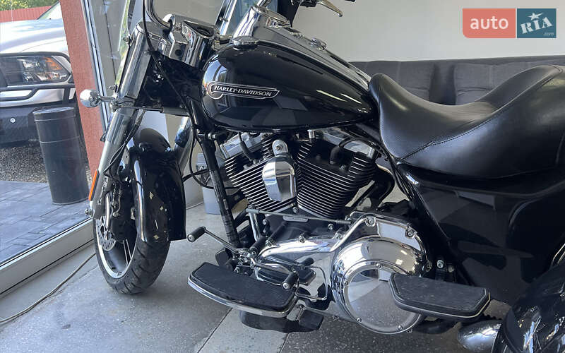 Трайк Harley-Davidson FLRT 2015 в Коломые фото 7 Трайк Harley-Davidson FLRT 2015 в Коломые