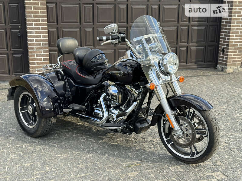 Мотоцикл Туризм Harley-Davidson FLRT 2016 в Сумах