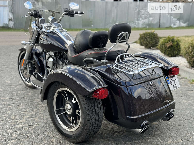 Мотоцикл Туризм Harley-Davidson FLRT 2016 в Сумах