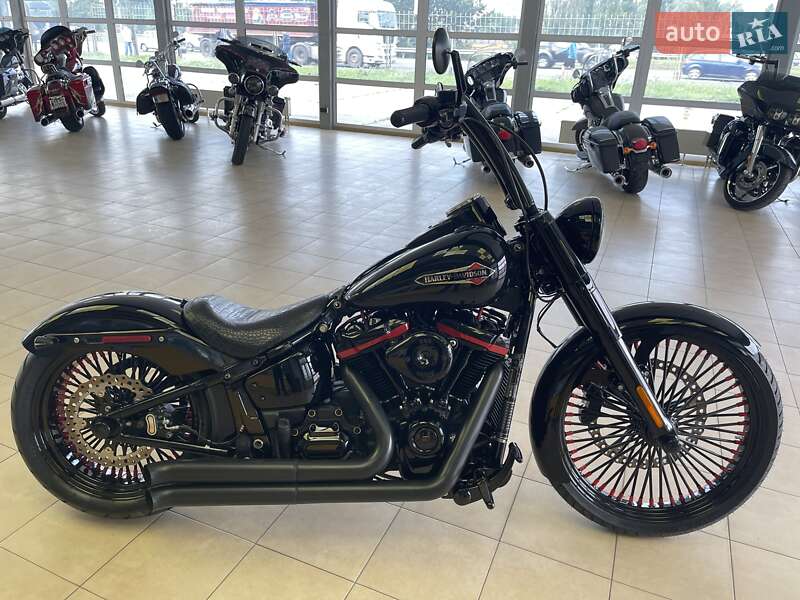 Мотоцикл Классик Harley-Davidson FLSL 2018 в 