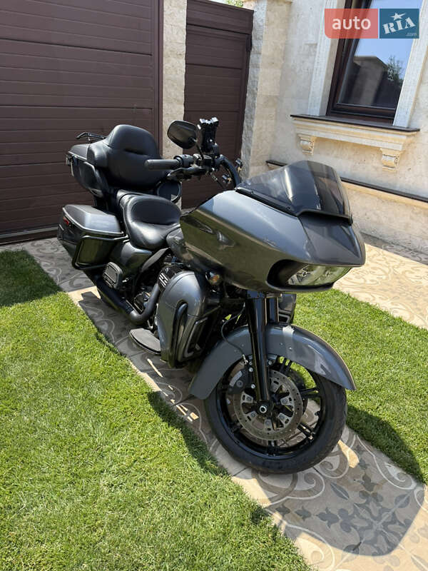 Harley-Davidson FLTRU 2021