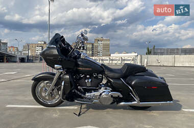 Мотоцикл Чоппер Harley-Davidson FLTRU 2019 в 