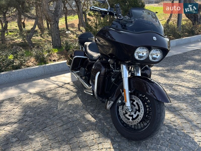 Harley-Davidson FLTRU 2011