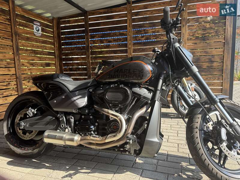 Мотоцикл Классик Harley-Davidson FXDRS 2019 в Днепре фото 2 Мотоцикл Классик Harley-Davidson FXDRS 2019 в Днепре
