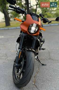 Мотоцикл Без обтекателей (Naked bike) Harley-Davidson LiveWire 2020 в 