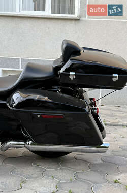 Мотоцикл Круизер Harley-Davidson Road Glide 2018 в 