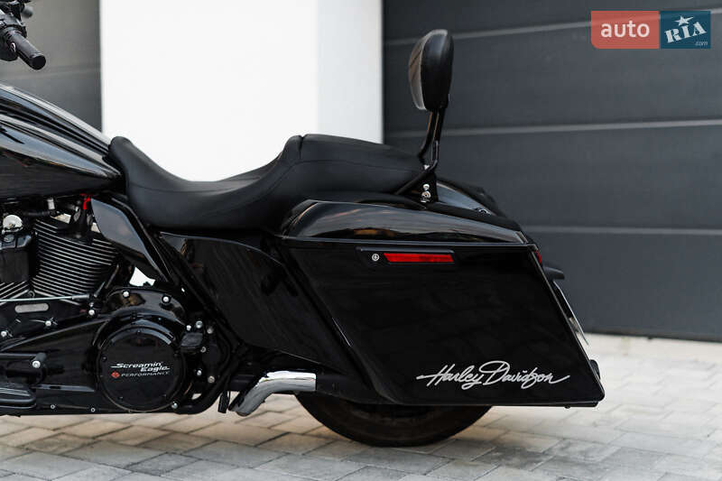 Боббер Harley-Davidson Road Glide 2021 в Ужгороде