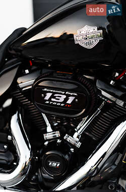 Боббер Harley-Davidson Road Glide 2021 в 