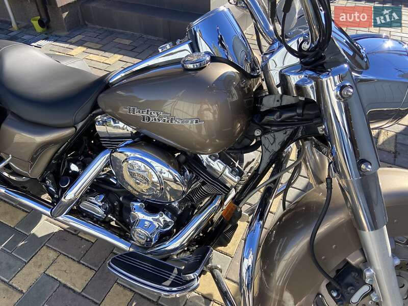 Мотоцикл Чоппер Harley-Davidson Road King 2005 в Гостомеле