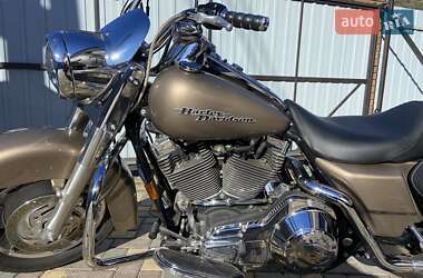 Мотоцикл Чоппер Harley-Davidson Road King 2005 в 