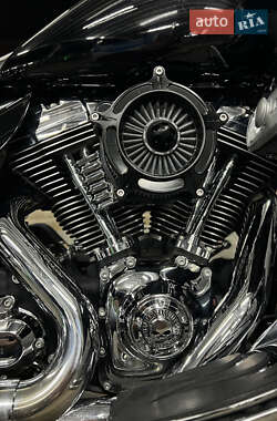 Мотоцикл Круизер Harley-Davidson Road King 2010 в 