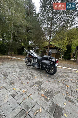 Мотоцикл Кастом Harley-Davidson Softail Deluxe 2004 в 