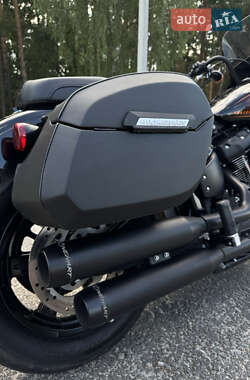 Мотоцикл Круизер Harley-Davidson Street Bob 2023 в 