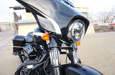 Мотоцикл Чоппер Harley-Davidson Street Glide 2015 в Киеве