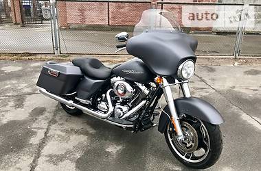 Мотоцикл Туризм Harley-Davidson Street Glide 2012 в Киеве