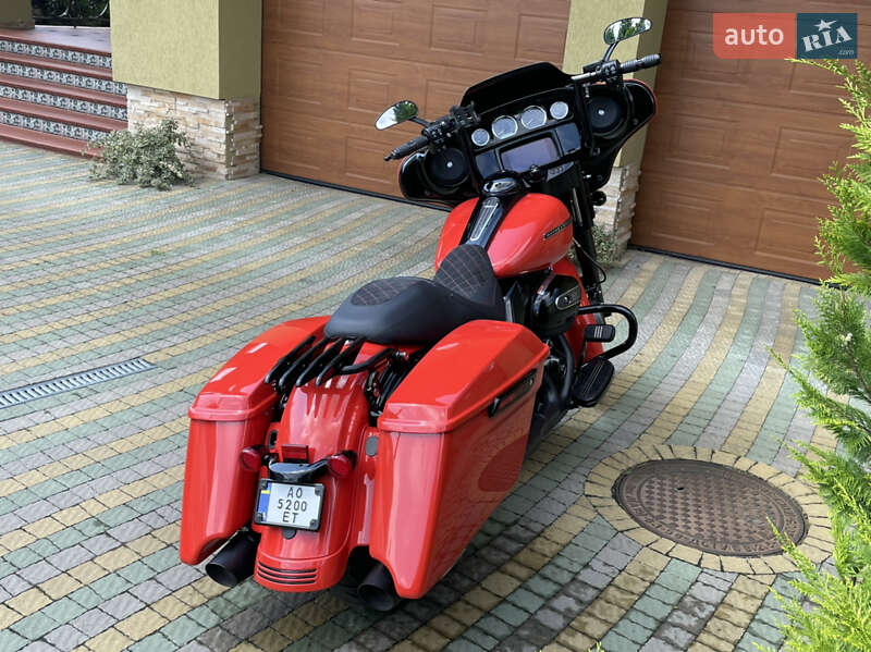 Мотоцикл Многоцелевой (All-round) Harley-Davidson Street Glide 2019 в Мукачево