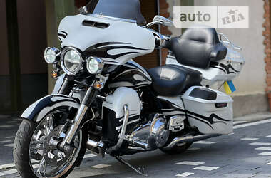 Мотоцикл Круізер Harley-Davidson Street Glide 2014 в Ужгороді