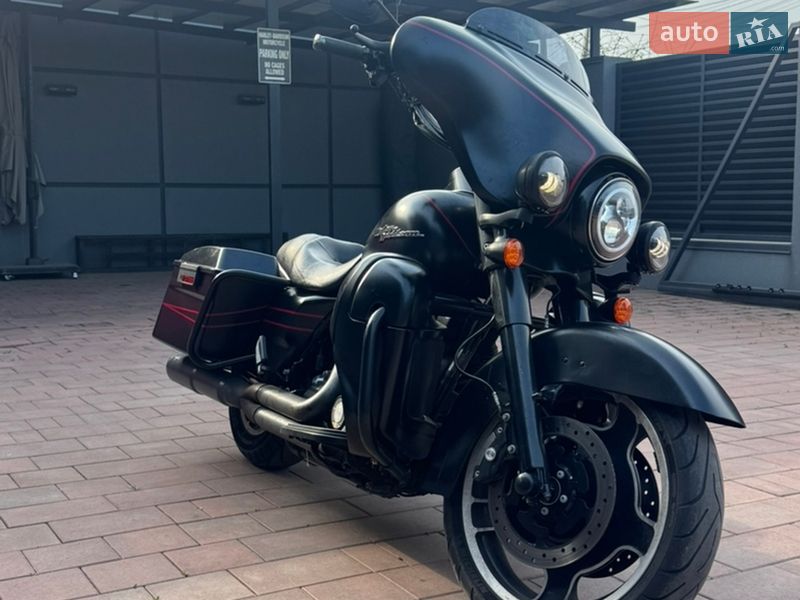 Мотоцикл Чоппер Harley-Davidson Street Glide 2010 в Одессе