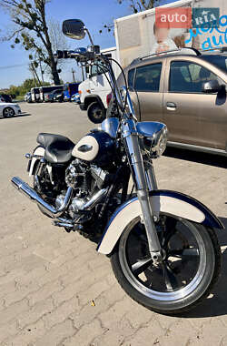 Мотоцикл Круізер Harley-Davidson Switchback 2013 в 