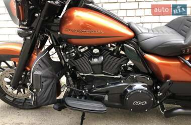 Мотоцикл Круізер Harley-Davidson Touring 2018 в 