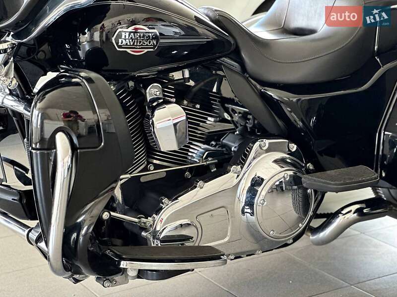 Мотоцикл Многоцелевой (All-round) Harley-Davidson Tri Glide Ultra 2013 в Киеве