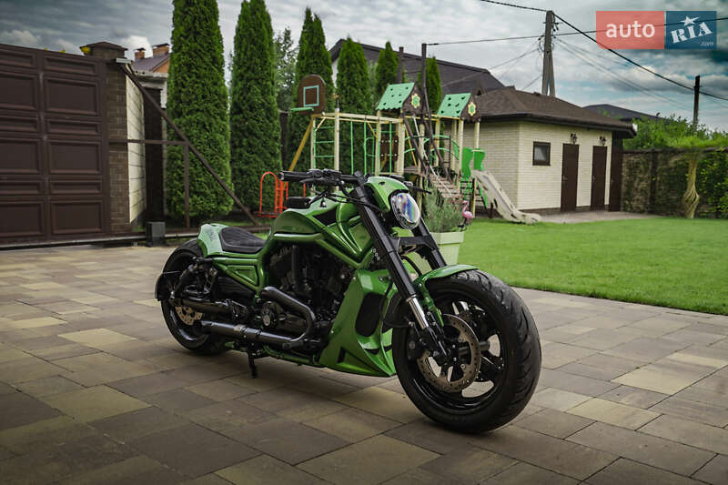 Мотоцикл Кастом Harley-Davidson V-Rod 2010 в 