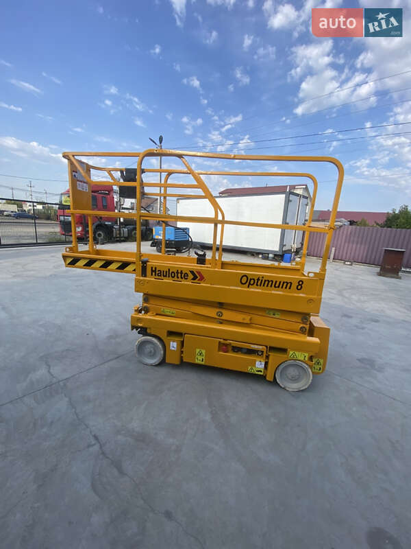Ножичний підйомник Haulotte Compact 8 2007 в Києві