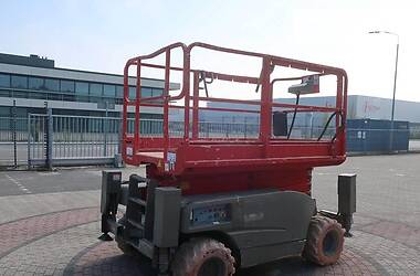 Ножичний підйомник Haulotte Compact 2006 в Києві