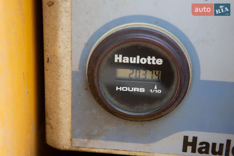 Ножничный подъемник Haulotte H 2014 в Житомире
