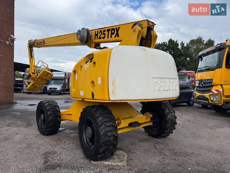 Колінчатий підйомник Haulotte H 2008 в Києві