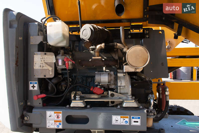 Колінчатий підйомник Haulotte HA 2015 в Житомирі