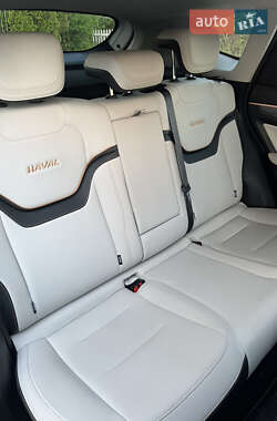Внедорожник / Кроссовер Haval Jolion 2021 в 