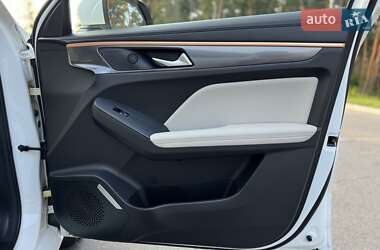 Внедорожник / Кроссовер Haval Jolion 2021 в 