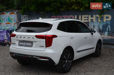 Внедорожник / Кроссовер Haval Jolion 2021 в 
