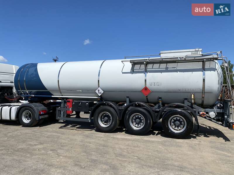 Цистерна Hendricks Goch 2003 в Хусте фото 18 Цистерна Hendricks Goch 2003 в Хусте