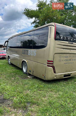 Туристический / Междугородний автобус Higer KLQ 2011 в 