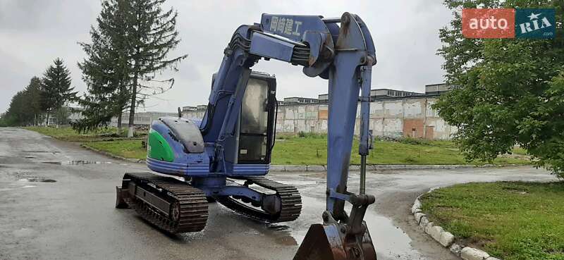 Міні-екскаватор Hitachi EX 2004 в Кам'янець-Подільському